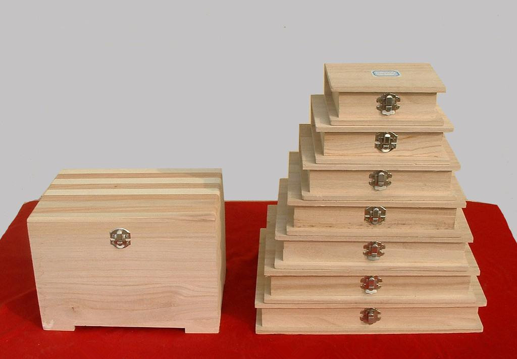 wooden wine boxes